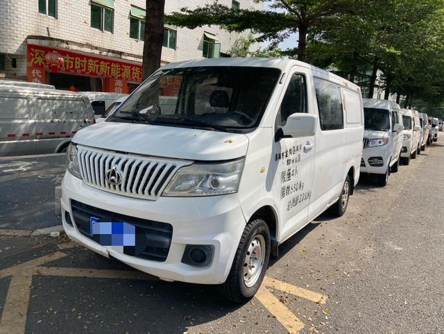Ruixing M80 2019 1.5L comfortable 4-seater single steam air conditioner national VI high-top open door DAM15KR