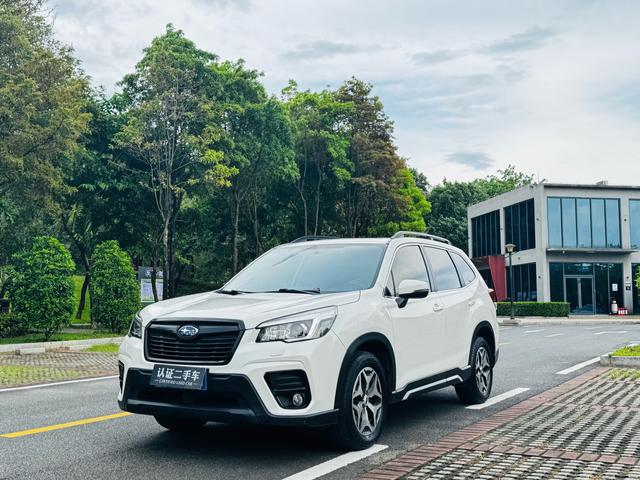 FORESTER Forester 2021 2.0i Luxury EyeSight