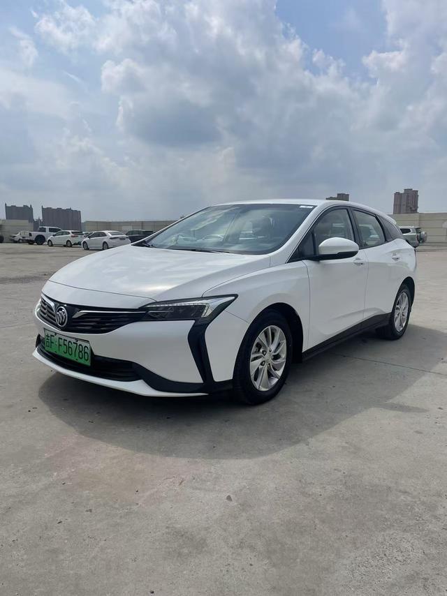 Micro Blue 6 PHEV 2022 connected and shared type