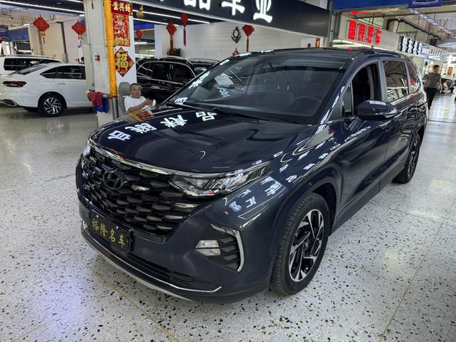 CUSTOM 2021 380TGDi TOP Premium