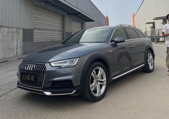 Audi A4 (Import) 2019 45 TFSI allroad quattro sport
