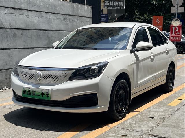 Dongfeng Fengshen E70 2021 Model 500 Super Exclusive Edition
