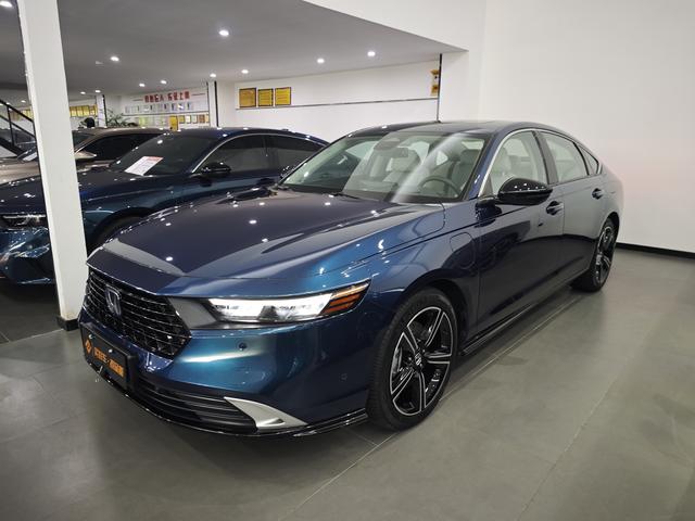 Accord PHEV 2023 e:PHEV Signature Edition
