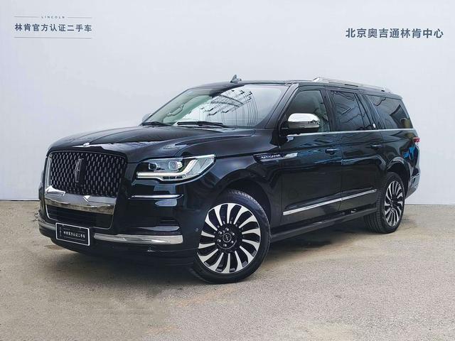 Navigator 2024 3.5T Long Axis Presidential Edition