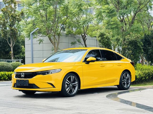 Style 2022 240TURBO CVT Premium