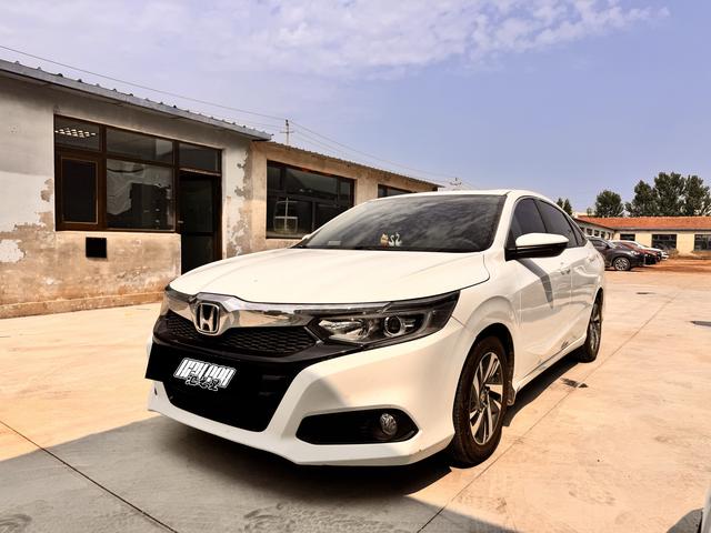 Sprinter 2019 180Turbo CVT Luxury Edition National VI