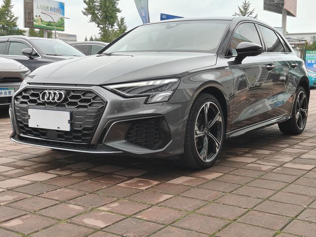 Audi A3 2023 facelift Sportback 35 TFSI fashion sporty