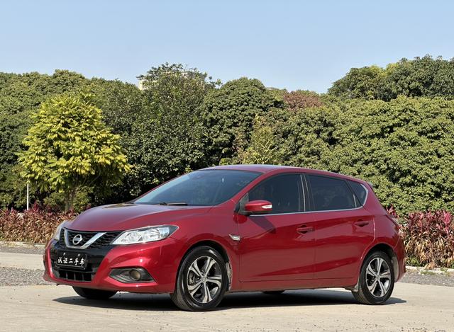 TIIDA TIIDA 2019 1.6L CVT Smart Edition State VI