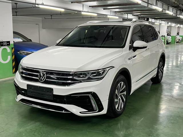 Touareg L PHEV 2022 430PHEV Plug-In Hybrid Signature Edition