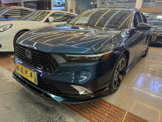 Accord PHEV 2023 e:PHEV Signature Edition