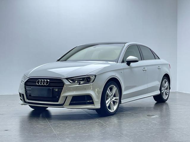 Audi A3 2018 30th Anniversary Year Sportback 35 TFSI Style