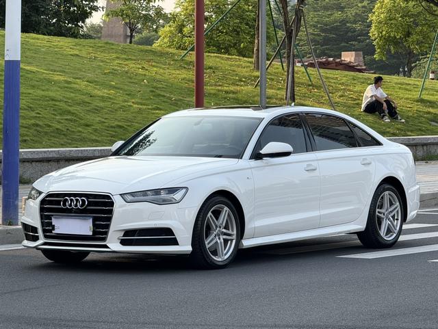 Audi A6L 2018 30th Anniversary Year Model 30 FSI Style