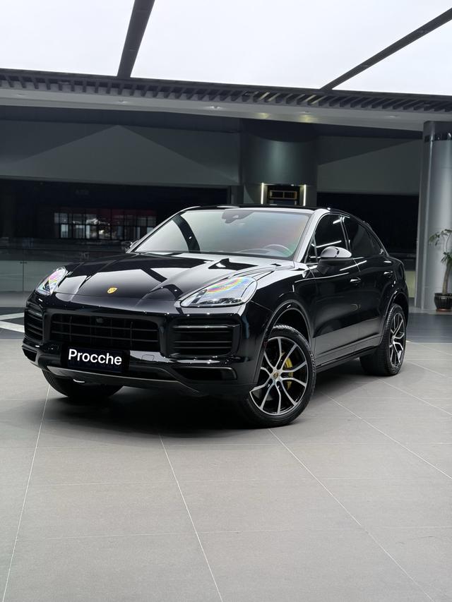 Cayenne Coupé 2022 Cayenne S Coupé 2.9T Platinum Edition