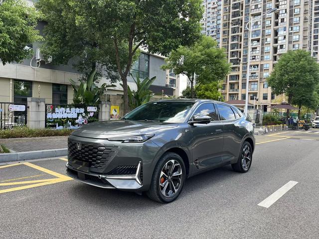 Changan UNI-K Intelligent Electric iDD 2023 Intelligent Electric iDD 1.5T 135km Intelligent Fun Model