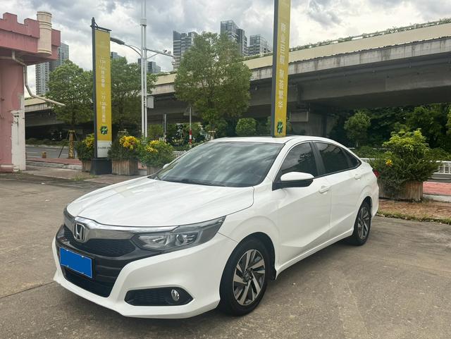 Sprinter 2019 180Turbo CVT Luxury Edition State V