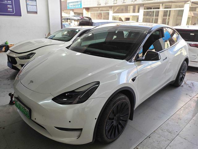Model Y 2022 facelift, long battery life, all-wheel drive version