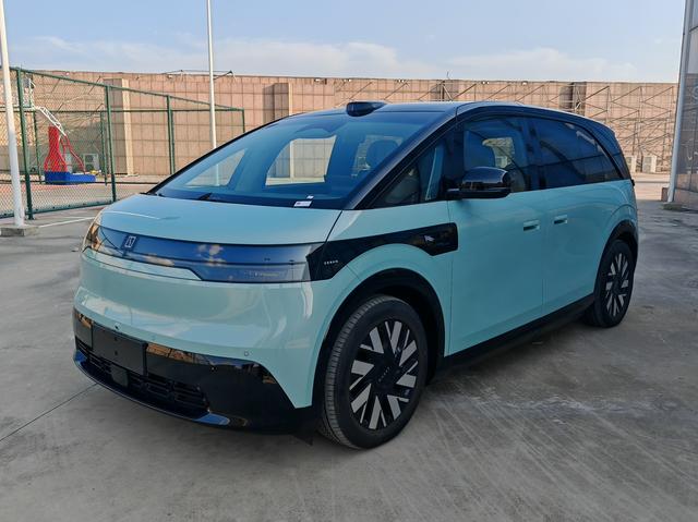 ZEEKR MIX 2025 102kWh long battery life Smart Driving version