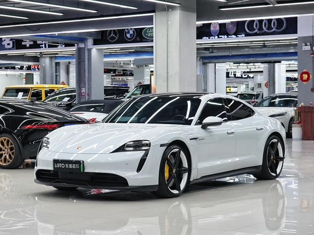 Taycan 2022 Modified Taycan