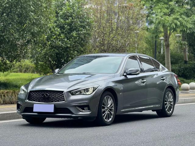 Infiniti Q50L 2021 2.0T Escape Edition