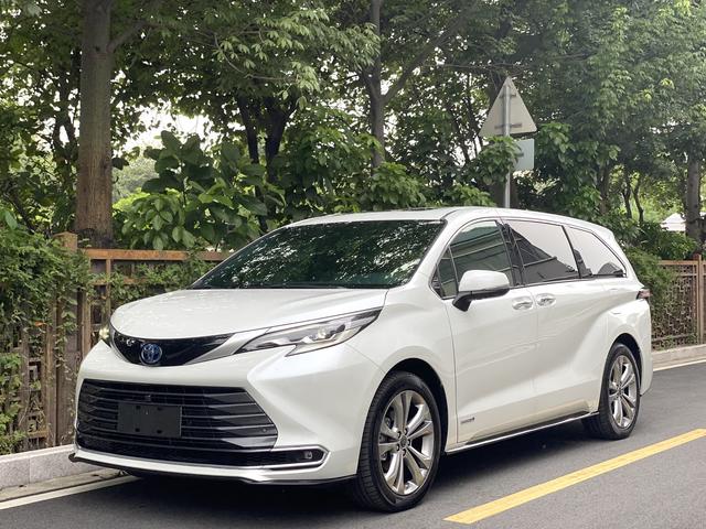 Saina 2023 Dual Engine 2.5L Premium Edition