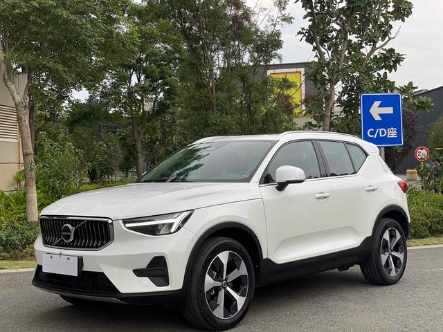 Volvo XC40 2023 B4 4WD Intelligent Luxury