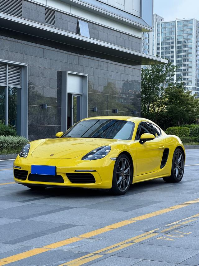 Porsche 718 2020 Cayman 2.0T