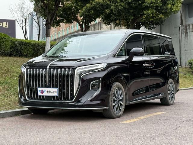 Hongqi HQ9 2023 2.0T automatic four-wheel drive 7-seater original customized version