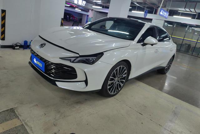 MG7 2023 2.0T automatic Beauty Hunting Luxury Edition