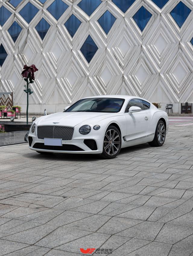 Continental 2018 6.0T GT W12