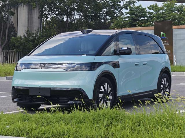 ZEEKR MIX 2025 102kWh long battery life Smart Driving version