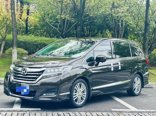 Allison 2016 2.4L Luxury Edition