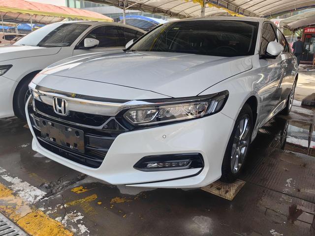 Accord 2021 260TURBO Luxury - Star Limited Edition