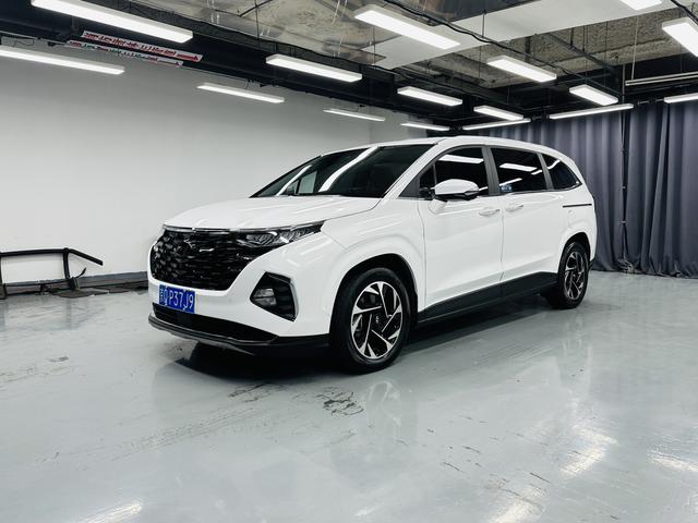 CUSTOM 2021 380TGDi TOP Premium