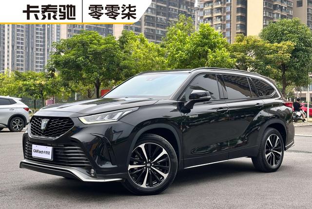 Crown Land Release 2022 2.5L HEV 4WD Premium
