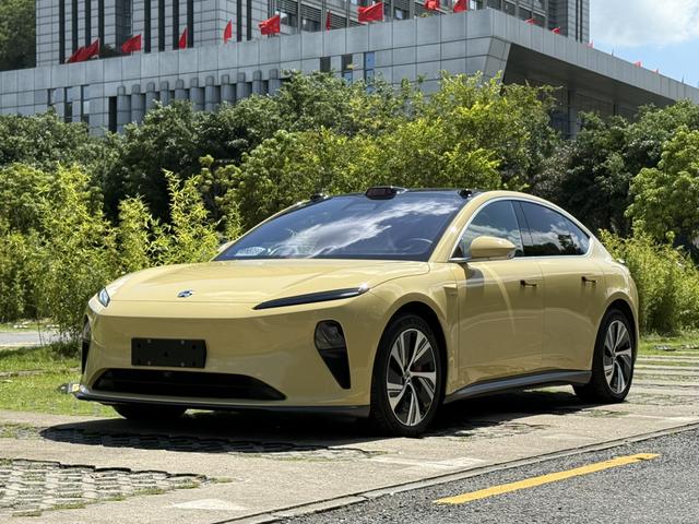 Azera ET5 2022 75kWh