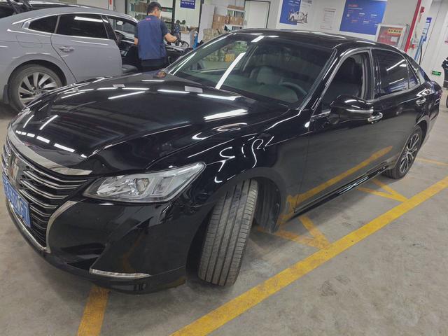 Crown 2018 2.0T Style Edition