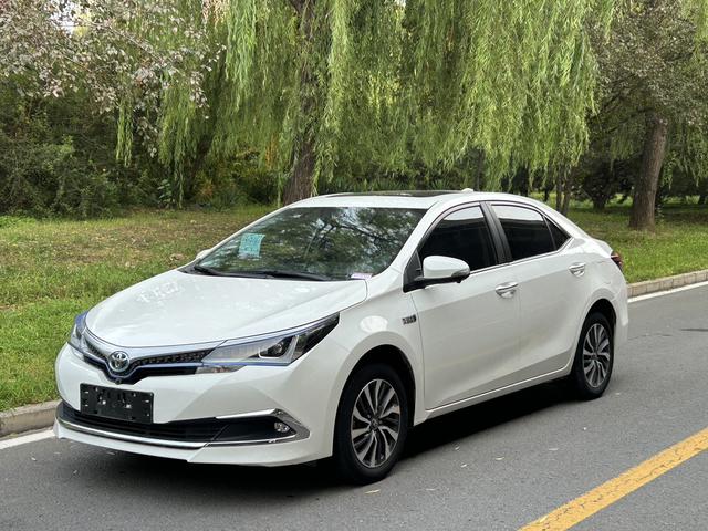 Corolla Twin Engine E+ 2019 1.8L Lead Edition