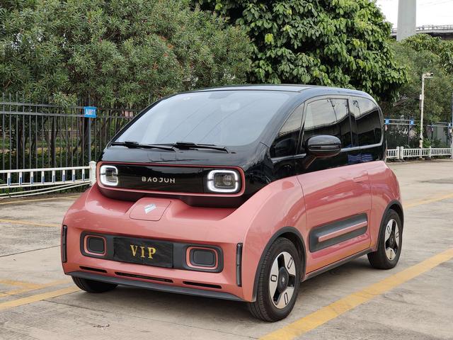 Baojun E300 2020 Star Intelligent Edition