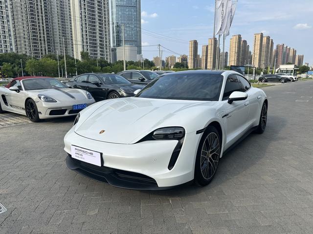 Taycan 2022 Modified Taycan
