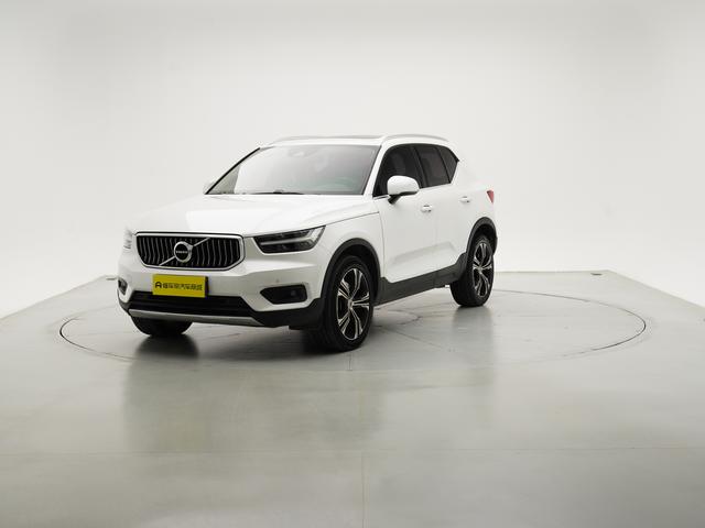 Volvo XC40 2021 T4 4WD Intelligent Luxury Edition