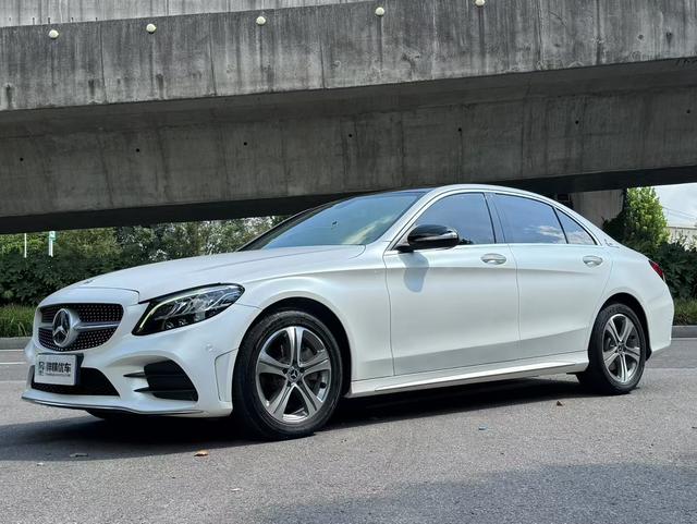 Mercedes-Benz C-Class 2019 C 260 L Sport