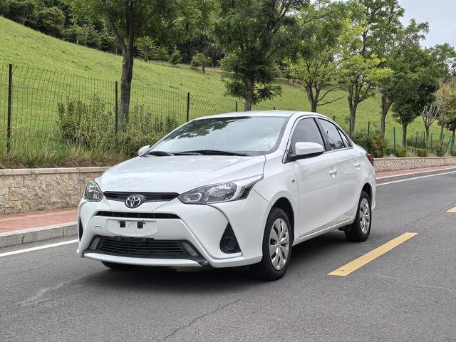 YARiS L Enjoy 2020 1.5L CVT Leader