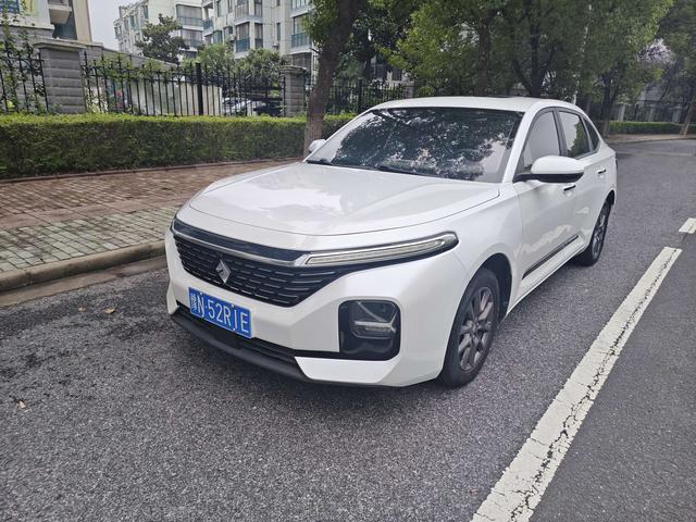 Baojun RC-5 2020 1.5L Manual Zhiyao Elite