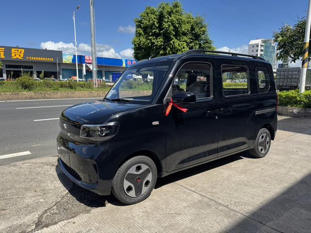 Wuling Zhiguang EV 2025 Aggressive Type