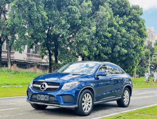 Mercedes-Benz GLE Coupe 2018 GLE 320 4MATIC Coupe SUV