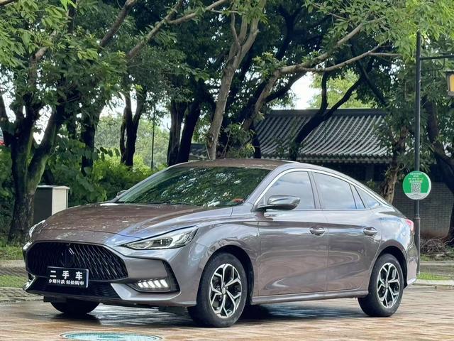 MG5 2021 180DVVT CVT Youth Style Edition