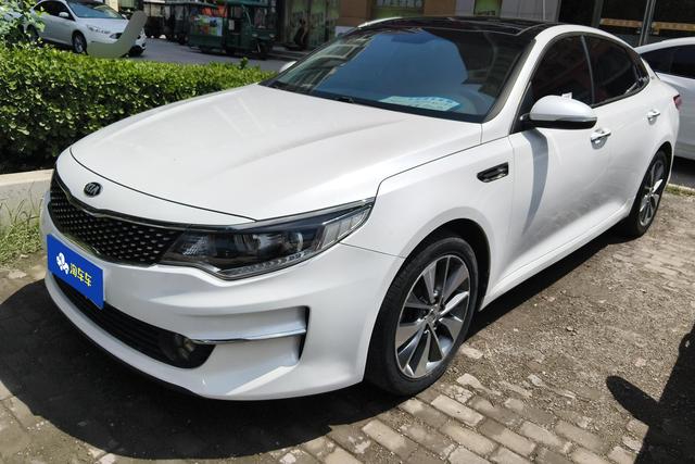 Kia K5 2017 2.0L Automatic 15th Anniversary Special Edition LUX