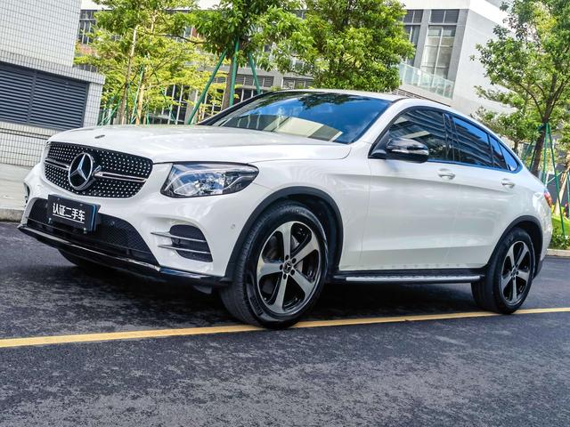 Mercedes-Benz GLC Coupe 2019 GLC 200 4MATIC Coupe SUV