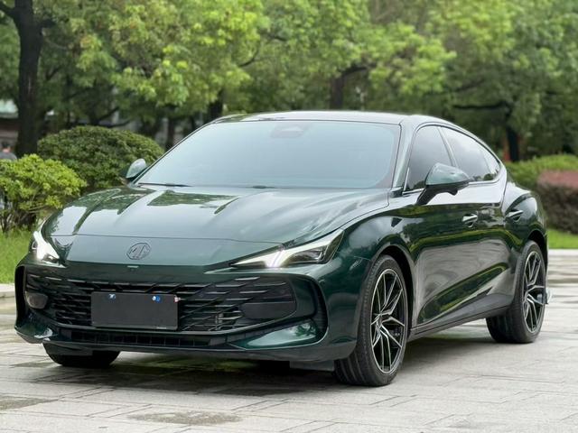 MG7 2025 2.0T Automatic Luxury Edition