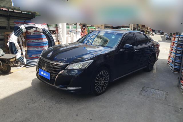 Crown 2018 2.0T Sport